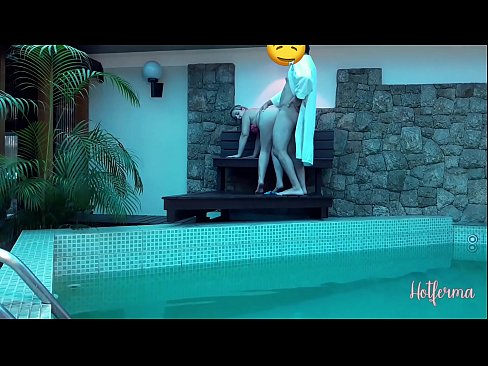 ❤️ Bosi fton shërbëtoren në pishinë, por nuk mundi t'i rezistonte një nxehtësie Video seksi në sq.pornpicslove.ru