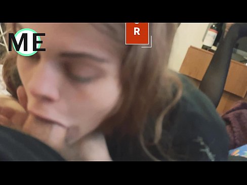 ❤️ Kar në fyt, pantyhose të grisura dhe taka të grisura bukur për t'u takuar Video seksi në sq.pornpicslove.ru